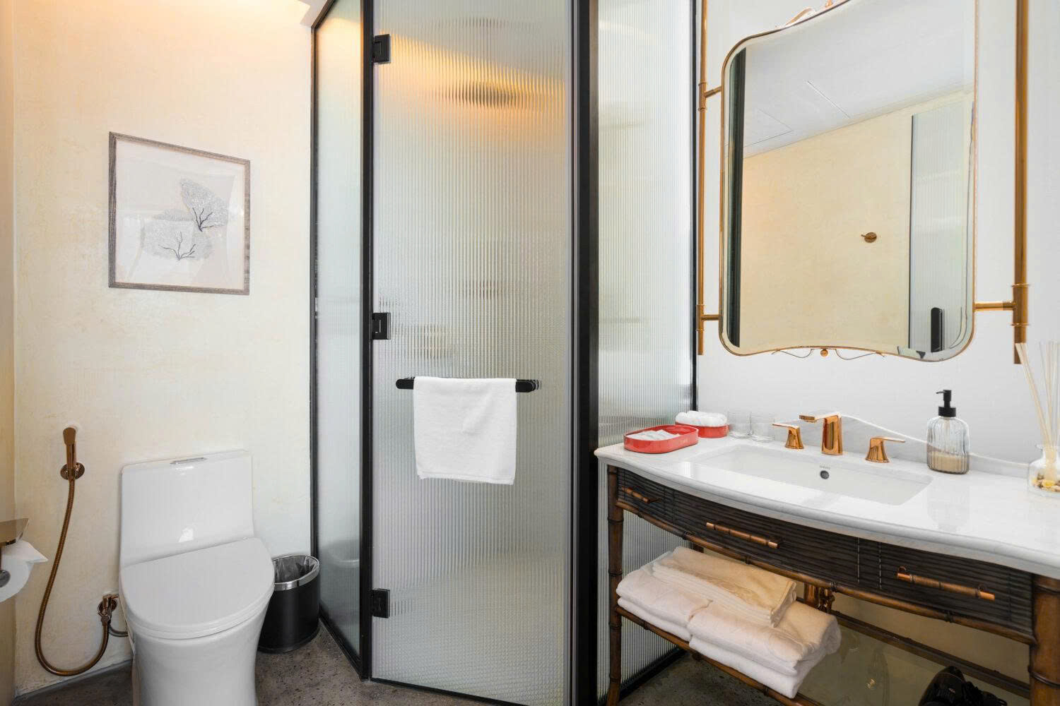 KHÁCH SẠN L’AMOUR RESORT QUY NHƠN